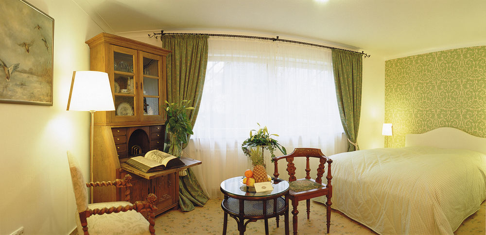Antik-Hotel Eichenhof Bad Salzuflen Extérieur photo
