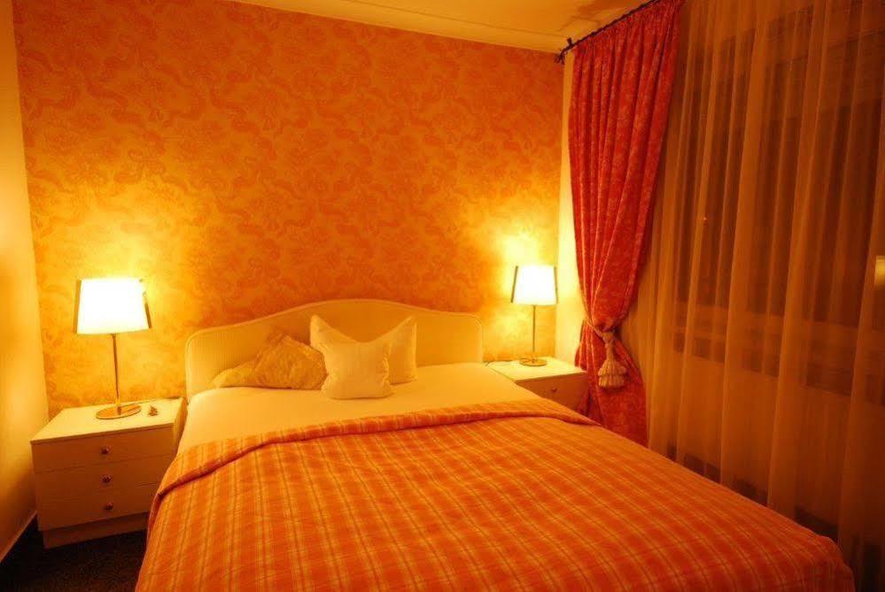 Antik-Hotel Eichenhof Bad Salzuflen Extérieur photo